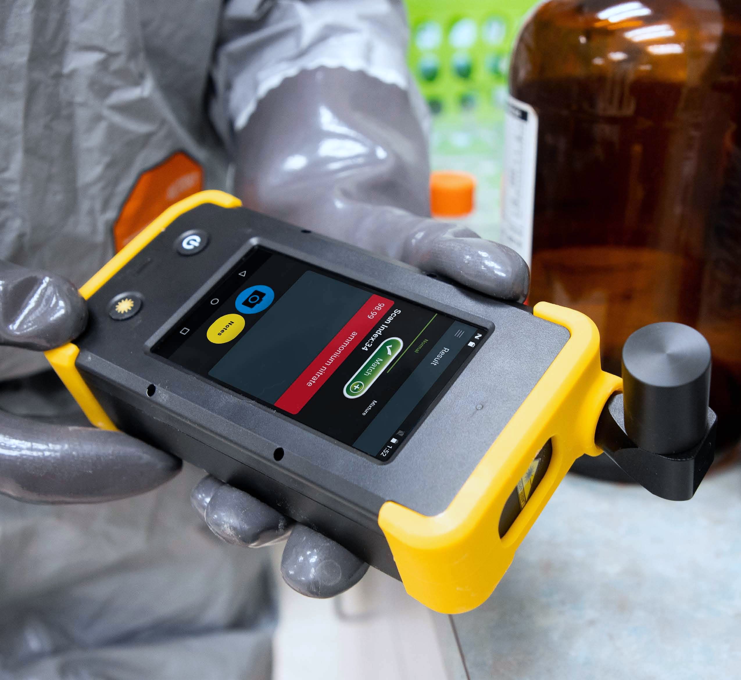 手持拉曼光谱仪1064nm手持式拉曼光谱仪 TacticID Mobile